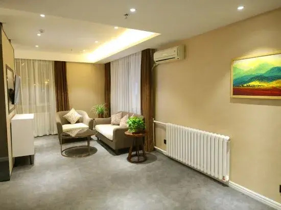 Airport Hotel