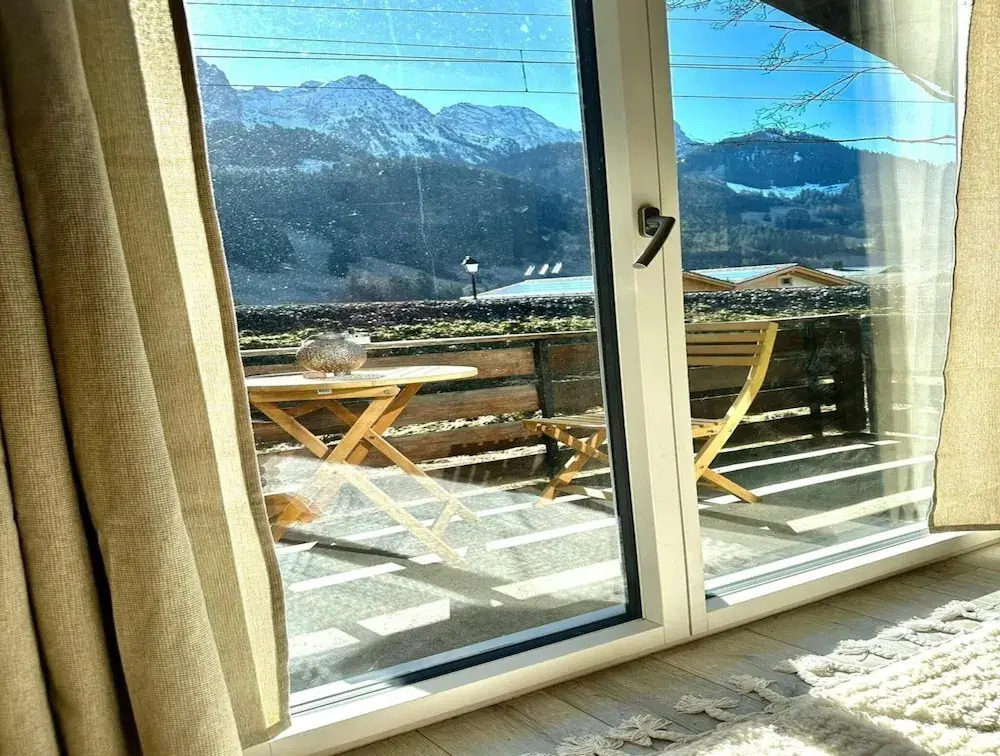 Cosy Chalet With Garden