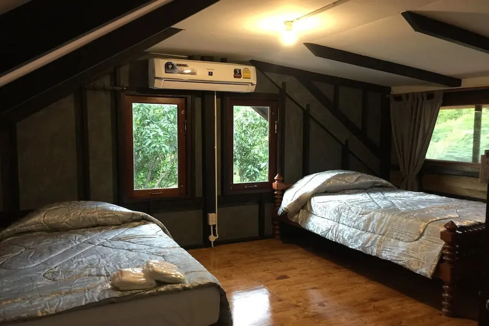 Baan Lanwa Homestay