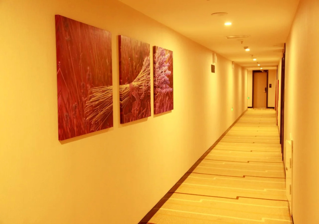 Lavande Hotel (Yinchuan North Gate Tourism Bus Station)
