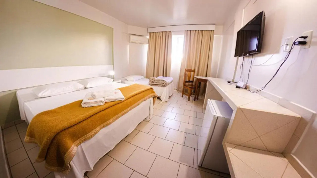 Hotel Sir Ltda