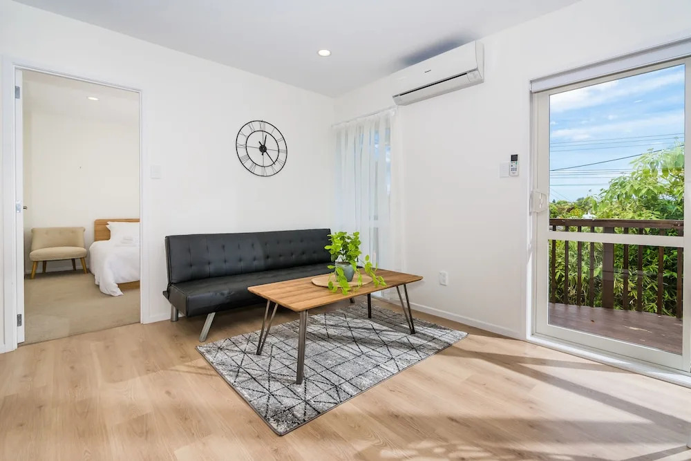 Glenfield Spacious 3 Bedrooms Unit