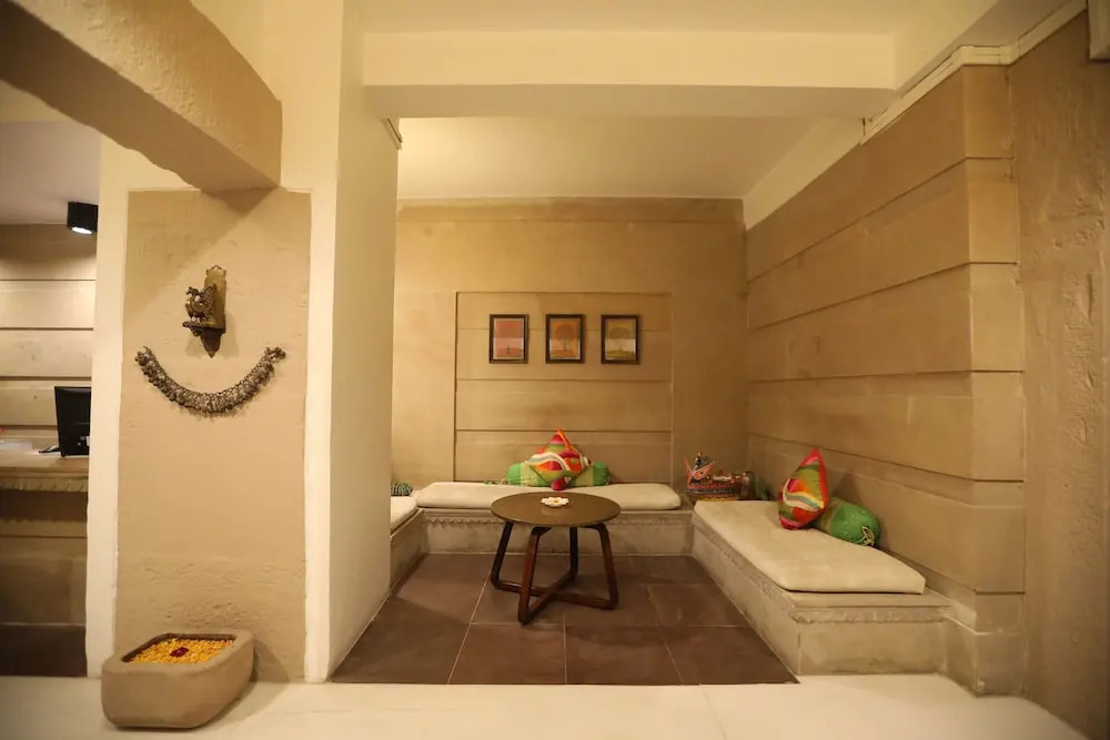 Guleria Kothi at Ganges