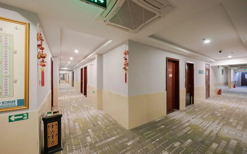 GreenTree Inn BeiJing XiZhiHe Dimension Stone Market Express Hotel