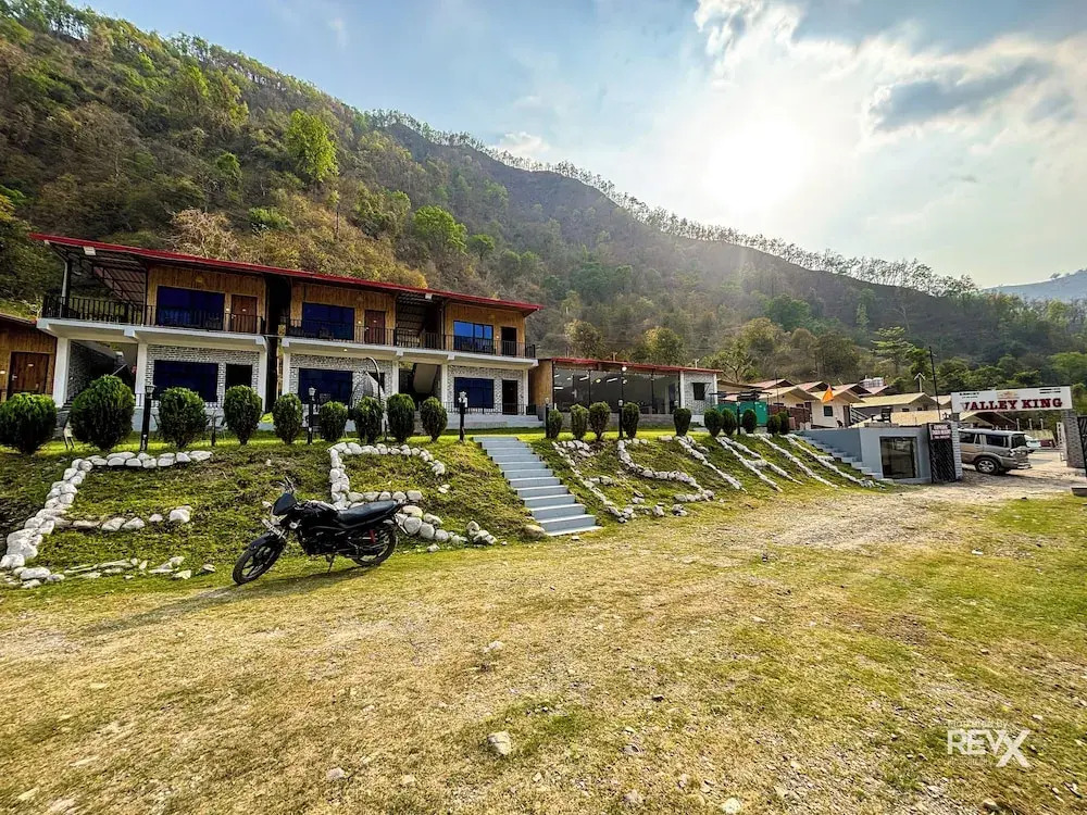 Euphoric Tiger Resort