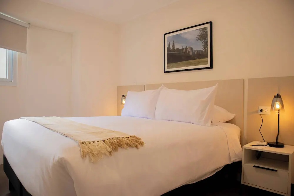 w Stylish 1BR Apartment w Pool in Barranco