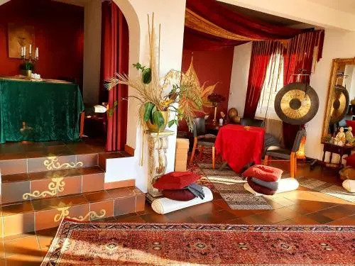Ashram Villa Sunshine