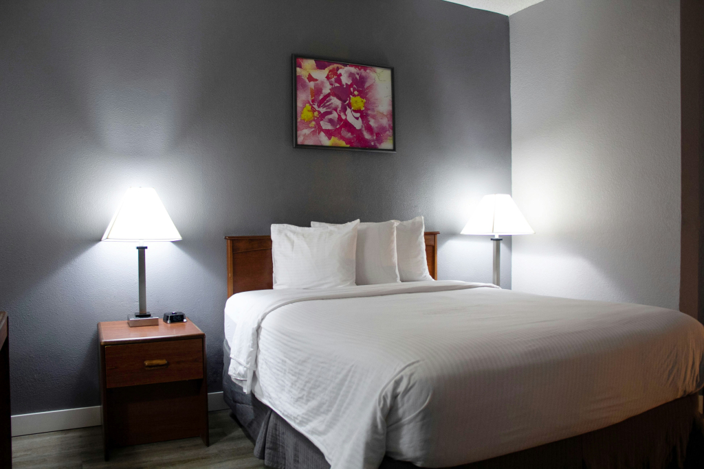 New Victorian Inn - Sioux City