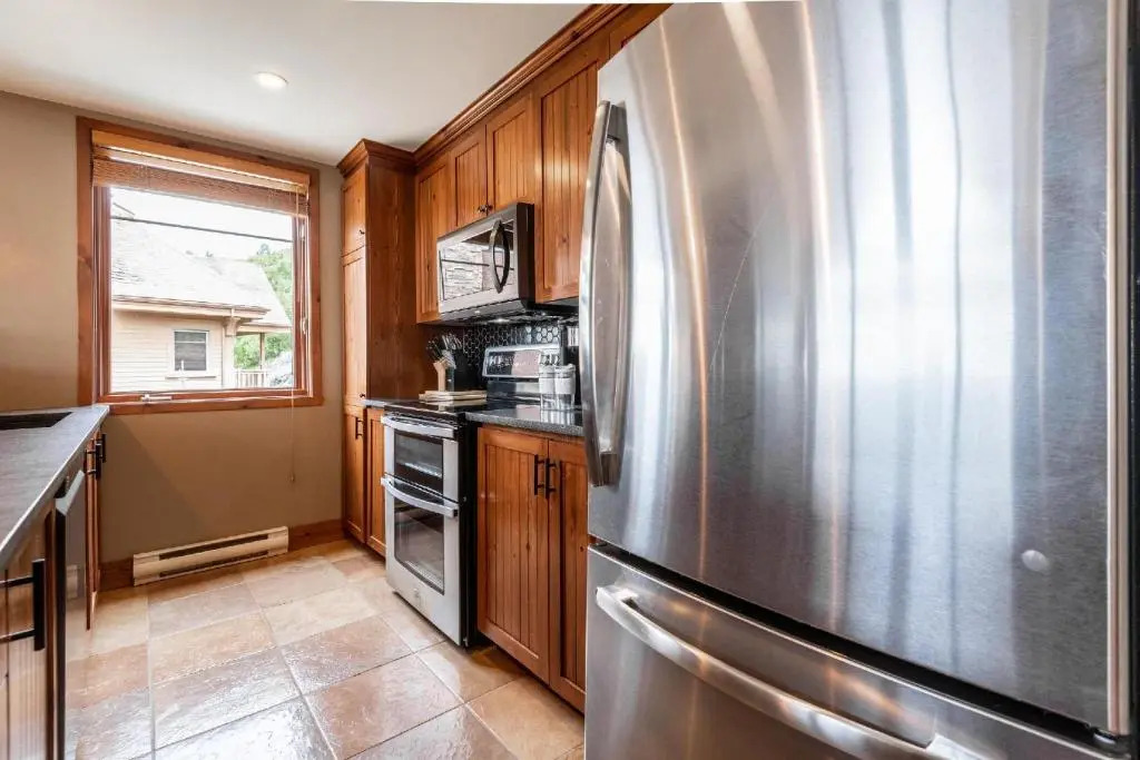 Altitude Tremblant - Ski In Ski Out 3 BDR Luxury Vacation Condo, Pool and Hot Tub 170-9