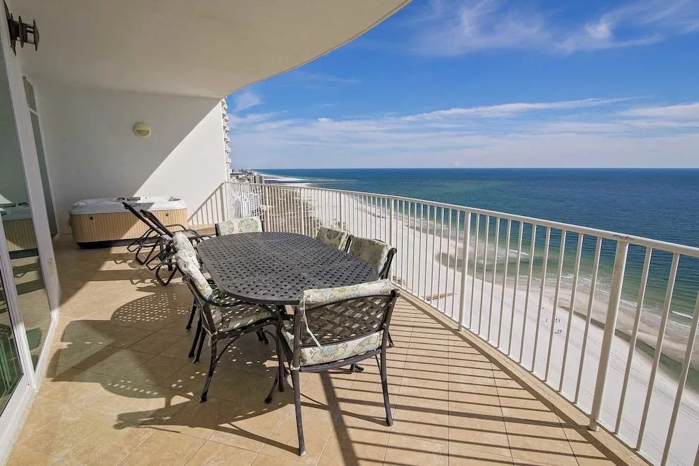 Turquoise Place 1904d 3 Bedrooms 3.5 Bathrooms Condo