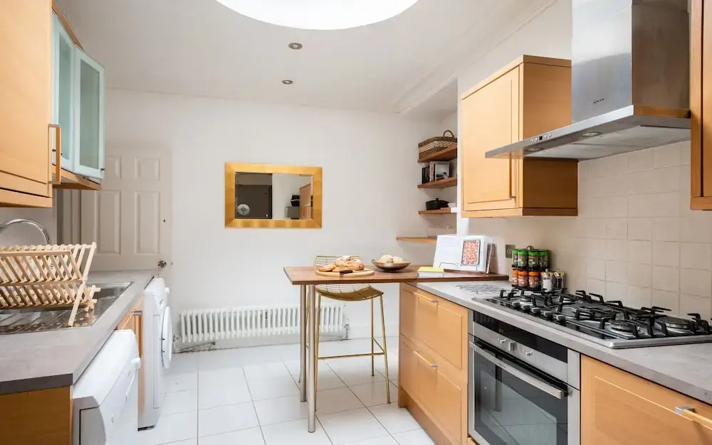 The Denmark Hill Retreat - Bright & Spacious 3bdr House With Terrace