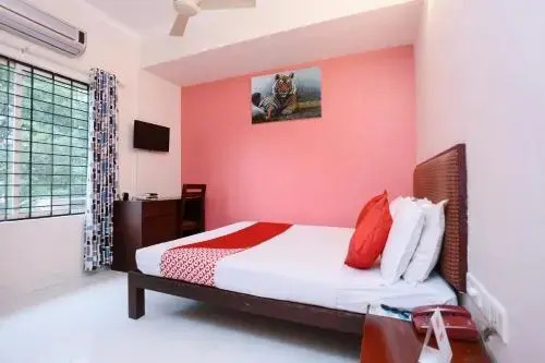 Itsy Hotels Ammu Regency