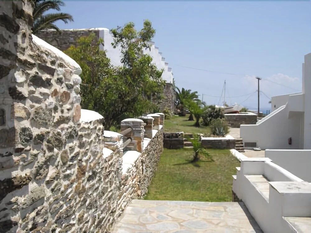 Carlo Bungalows