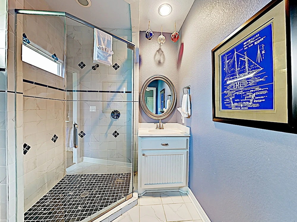 New Listing! Choice Family Getaway: Stroll To Sand 2 Bedroom Home