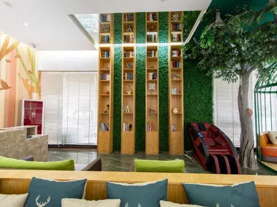 Duomi Hotel (Meixian People's Square Branch), Meizhou