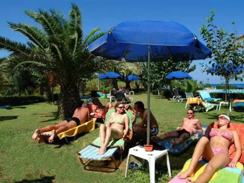 Marinos Beach Hotel