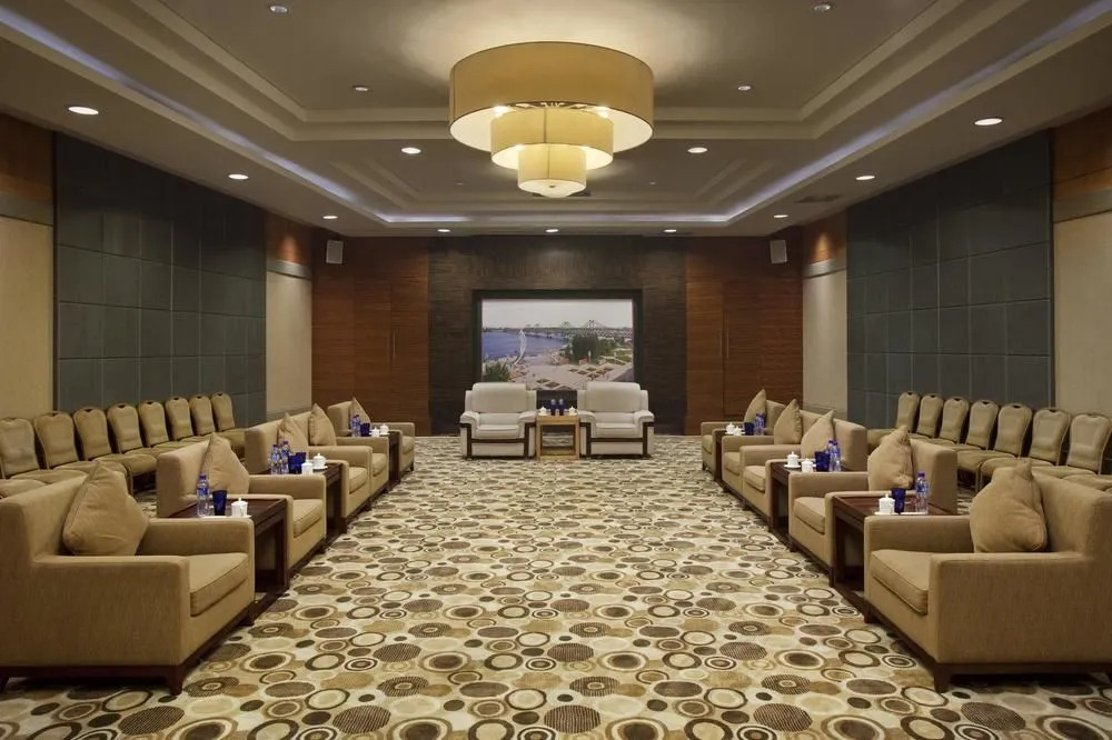 Crowne Plaza Hotel Dandong
