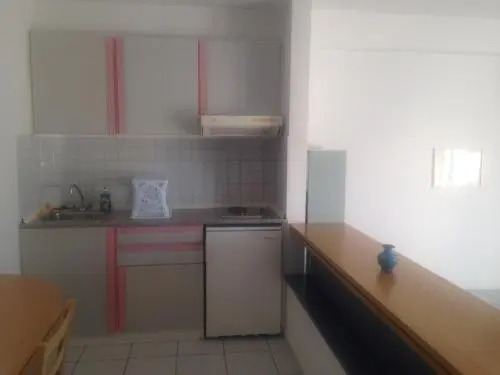 Anna Apartments I