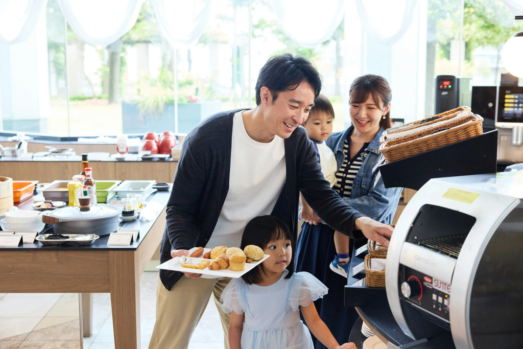 ANA Holiday Inn Tokyo Bay by IHG