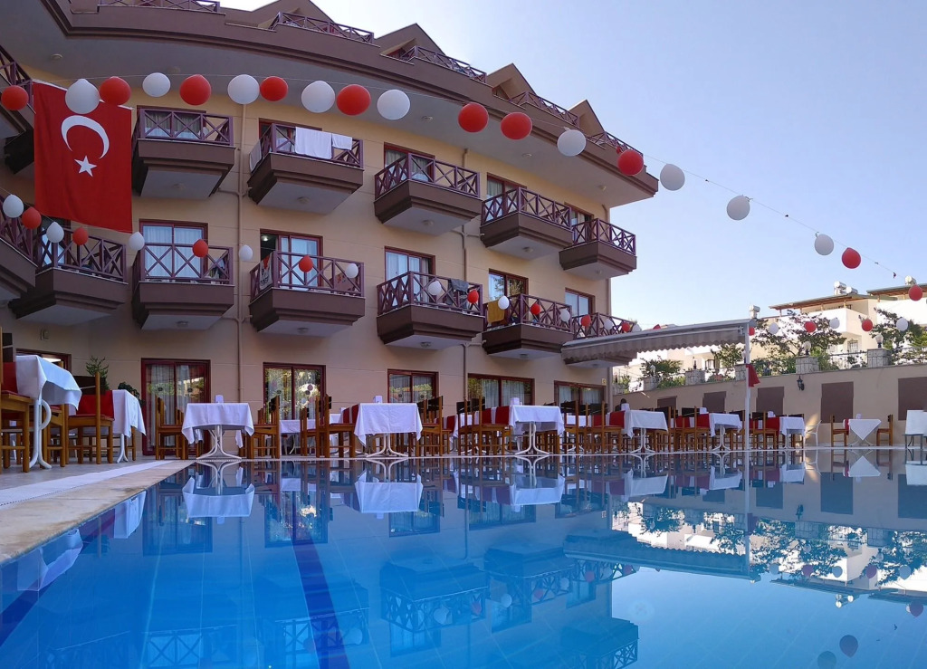 HİMEROS BEACH HOTEL