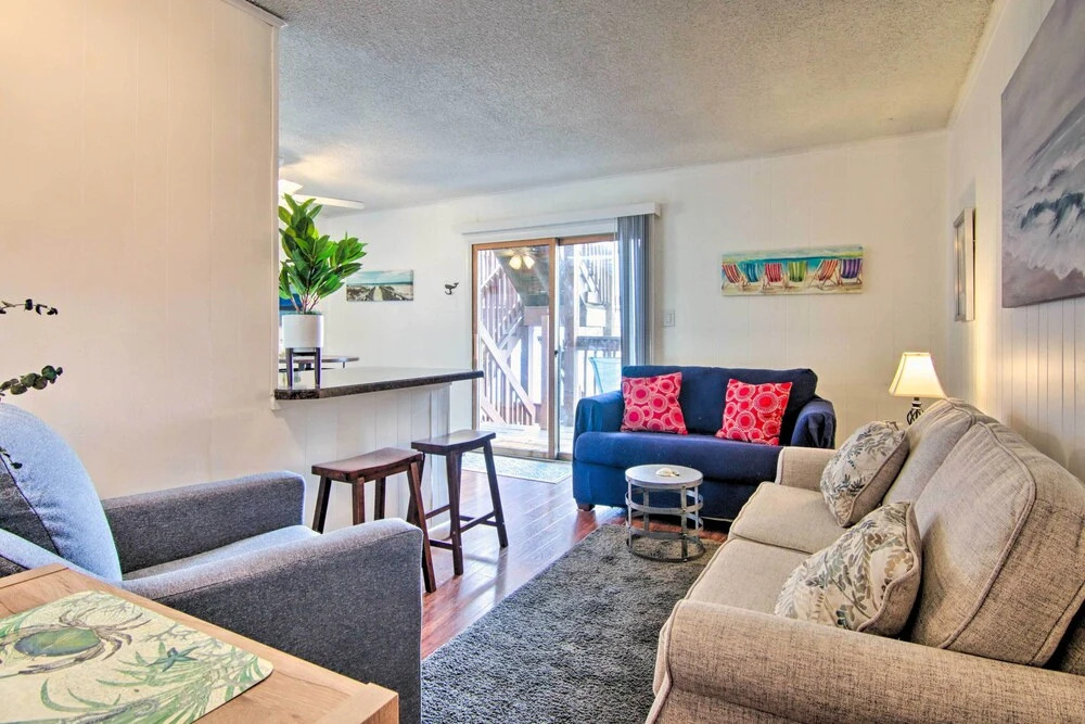 Coastal Ocean City Retreat - Walk to Beach!