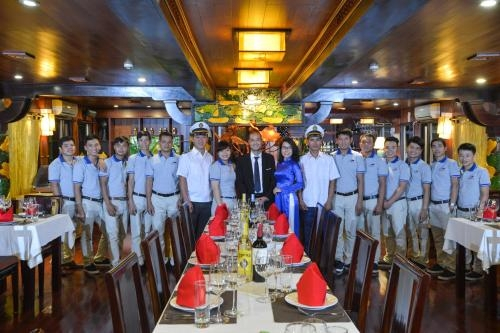 Oasis Bay Classic Cruises
