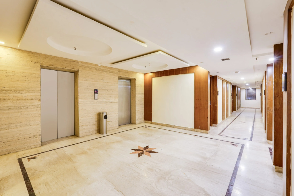 Super Townhouse Oak Alandur Near Chennai Airport Formerly Vijay Park