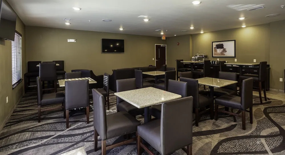 Cobblestone Inn & Suites - Brookville