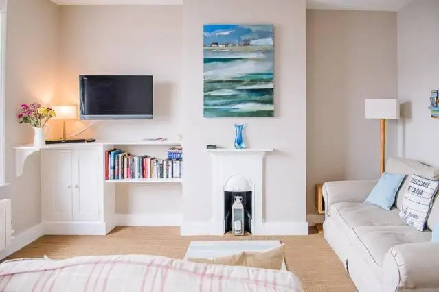 Serendipity, an apartment on the high street!