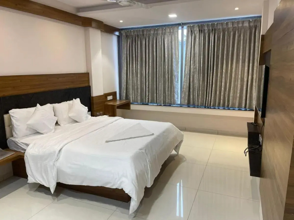 Hotel Chiranjeevi Kolhapur