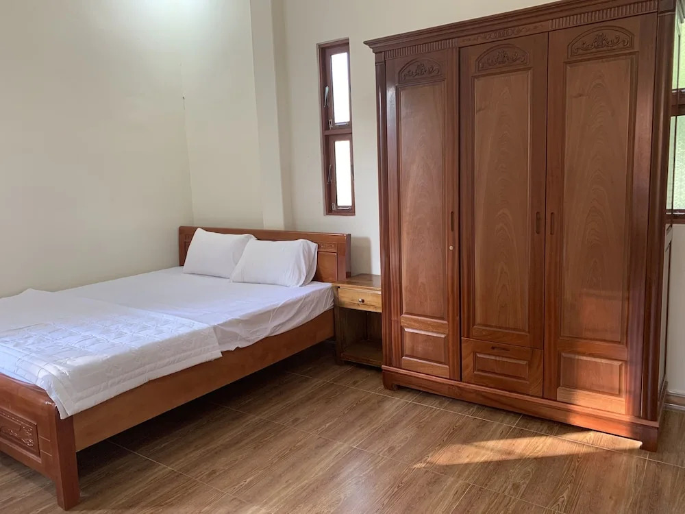 MIna Homestay