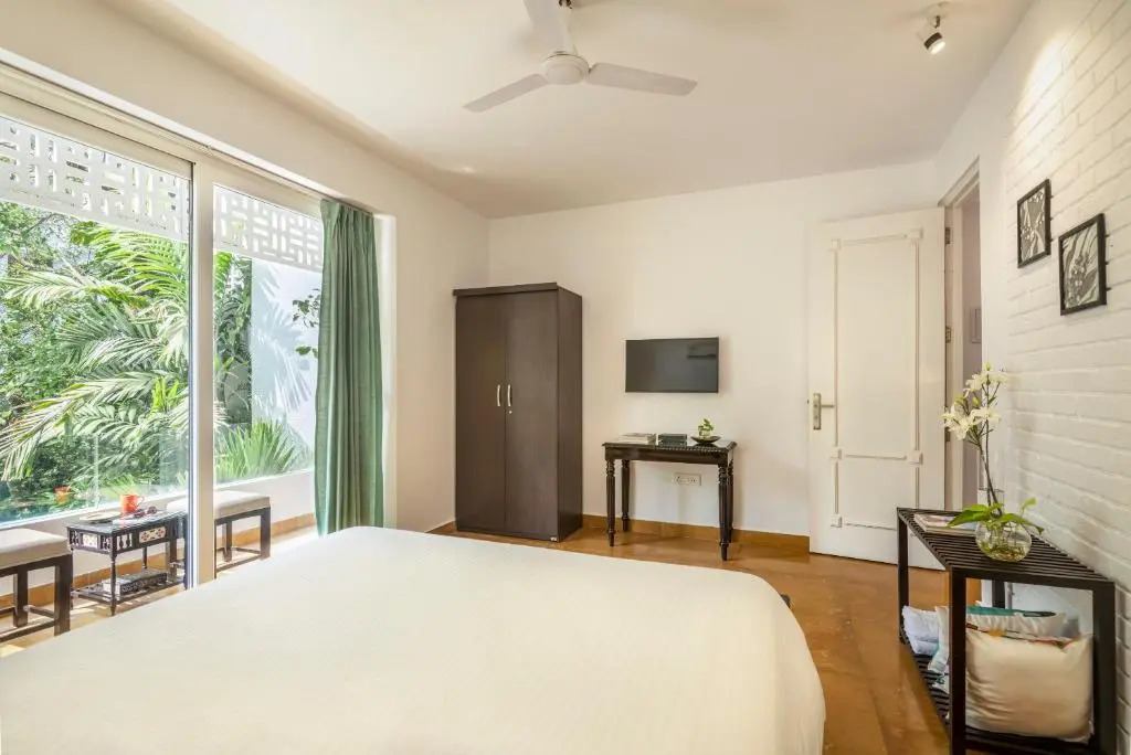 Santa Terra by The Blue Kite - 1 & 2 BHK Apartments With Common Pool, Kitchen, Security & Wifi, Near to Casino & Candolim Beach