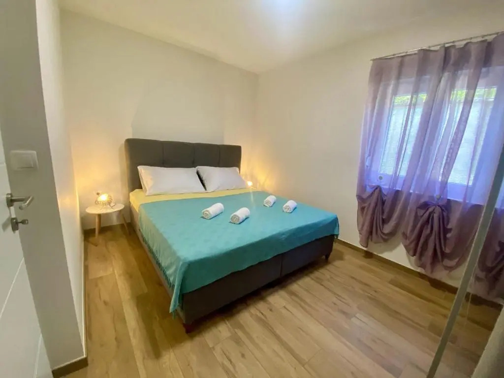Vert Apartment