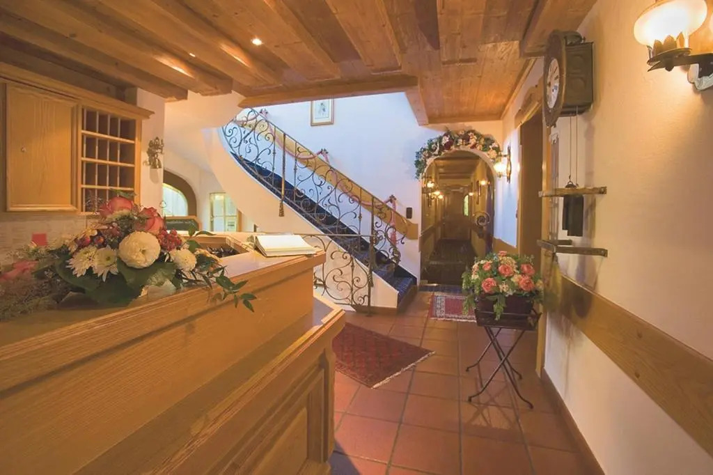 Hotel Alpina