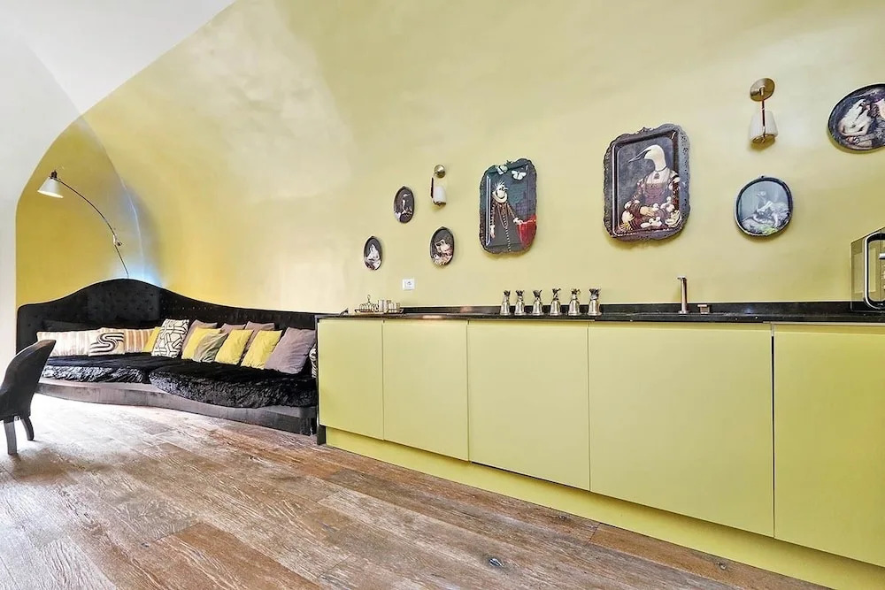 Trastevere Essence by Nosdom Properties