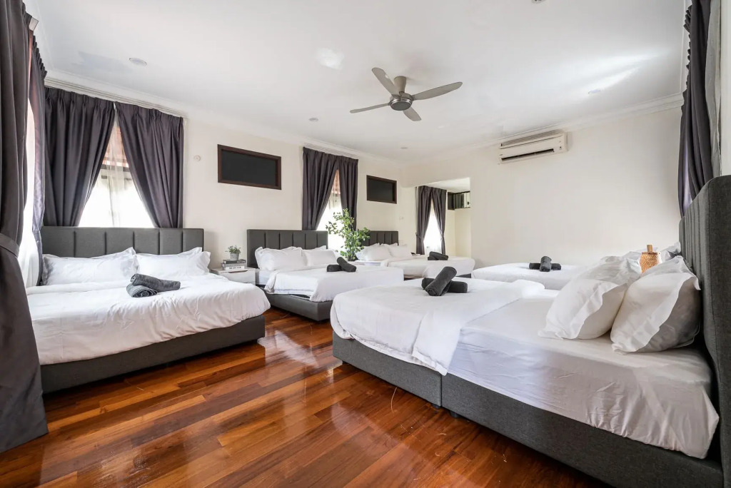 6BR San He Yuan RIAD Private Pool Villa KLCC View by Verano