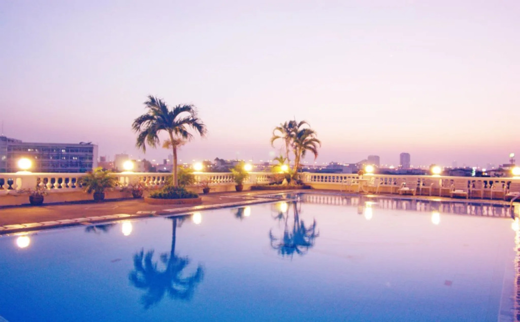 Niran Grand Hotel