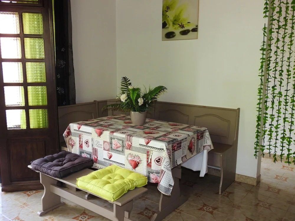 House with 2 Bedrooms in Le Robert, with Private Pool, Enclosed Garden And Wifi - 18 Km From the Beach