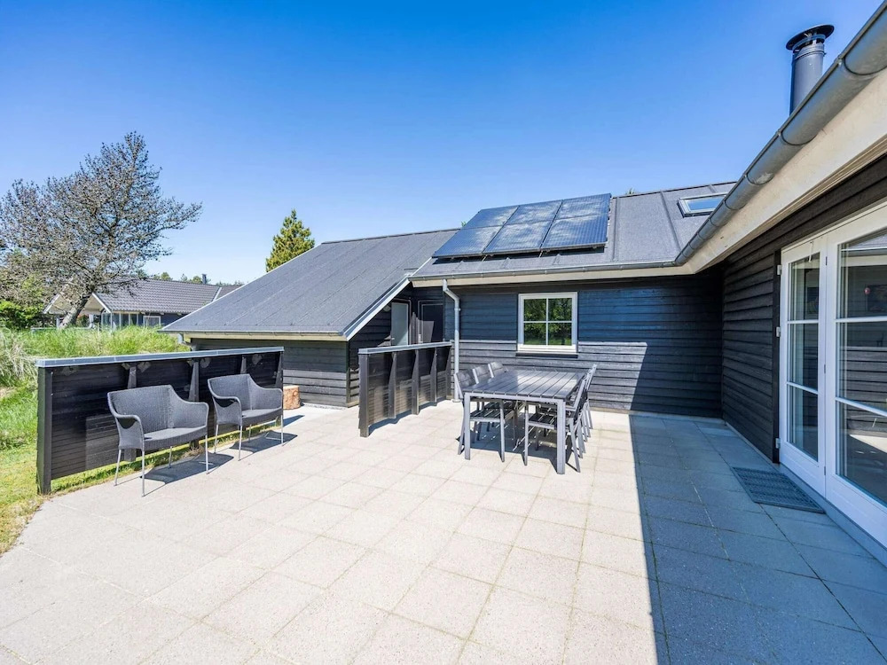 5 Star Holiday Home in Blavand
