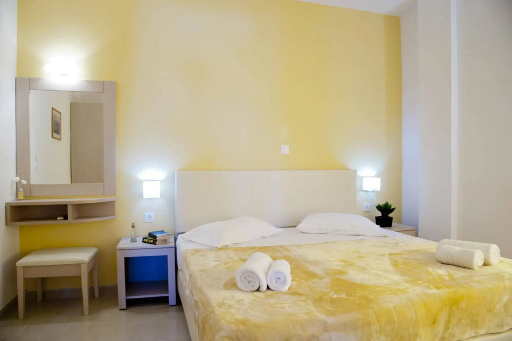Frida Apartments
