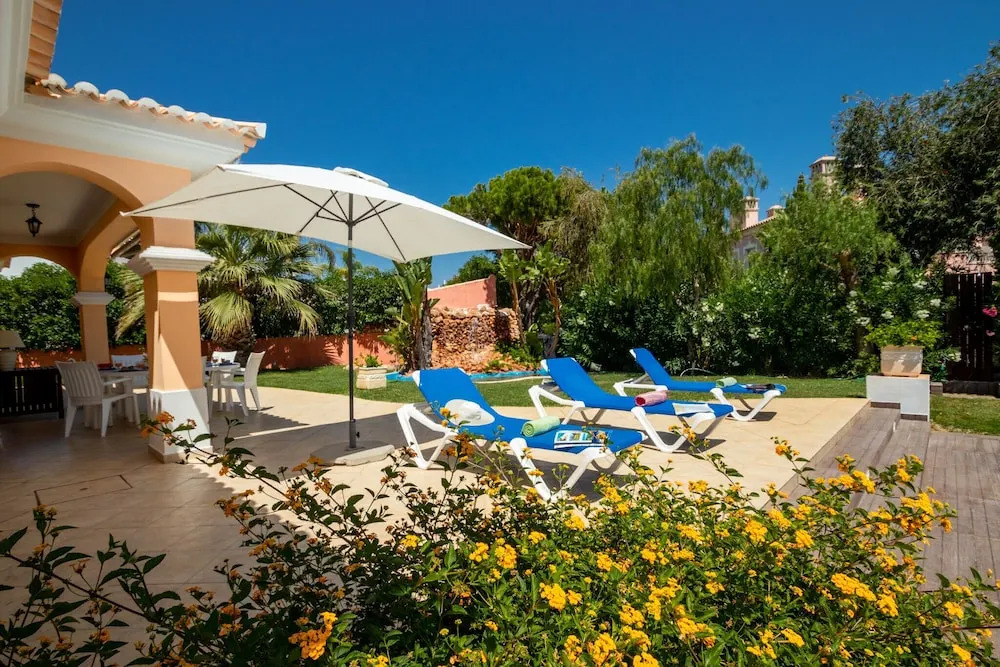 Villa Savannah - Casa de férias com piscina aquecível e BBQ no Vale do Lobo