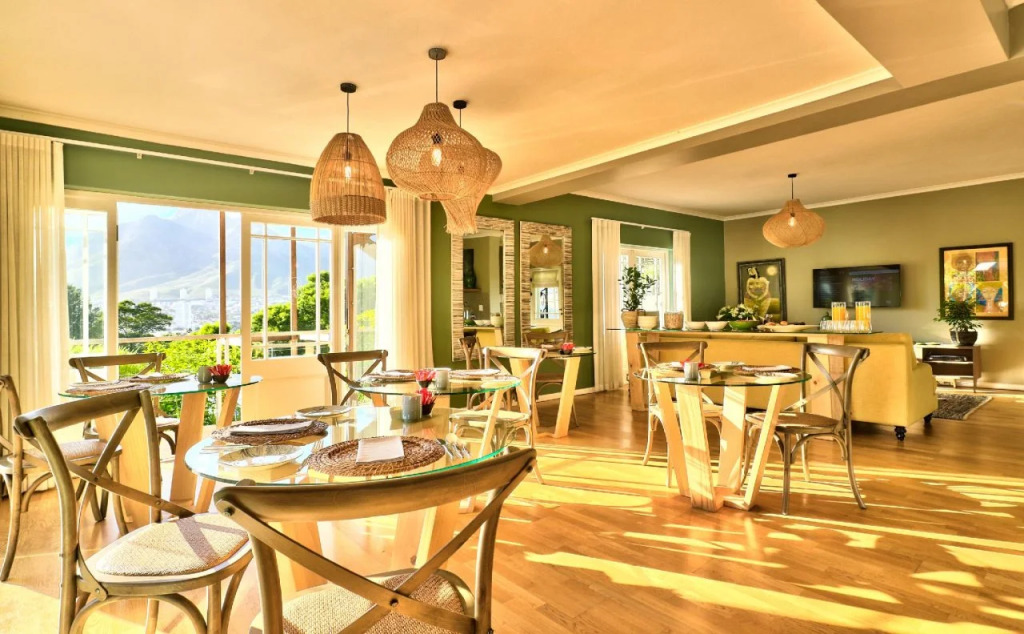 Devonport House - Constantia
