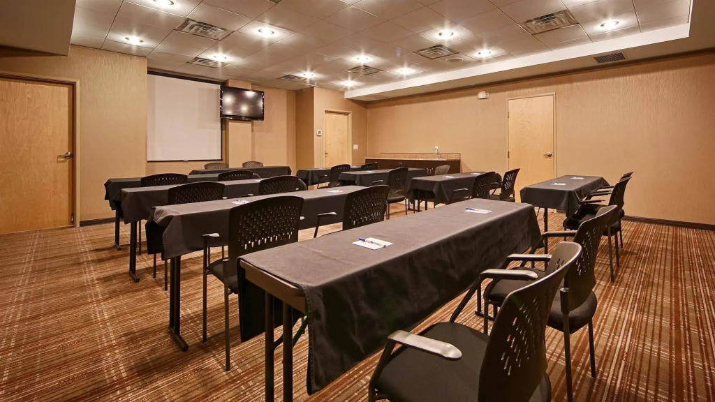 Sonesta Essential Indianapolis Airport