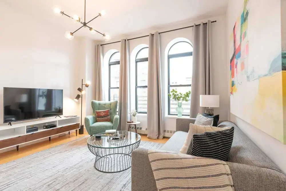 Cypress Court II by Rove Travel 1BR Harlem Apt