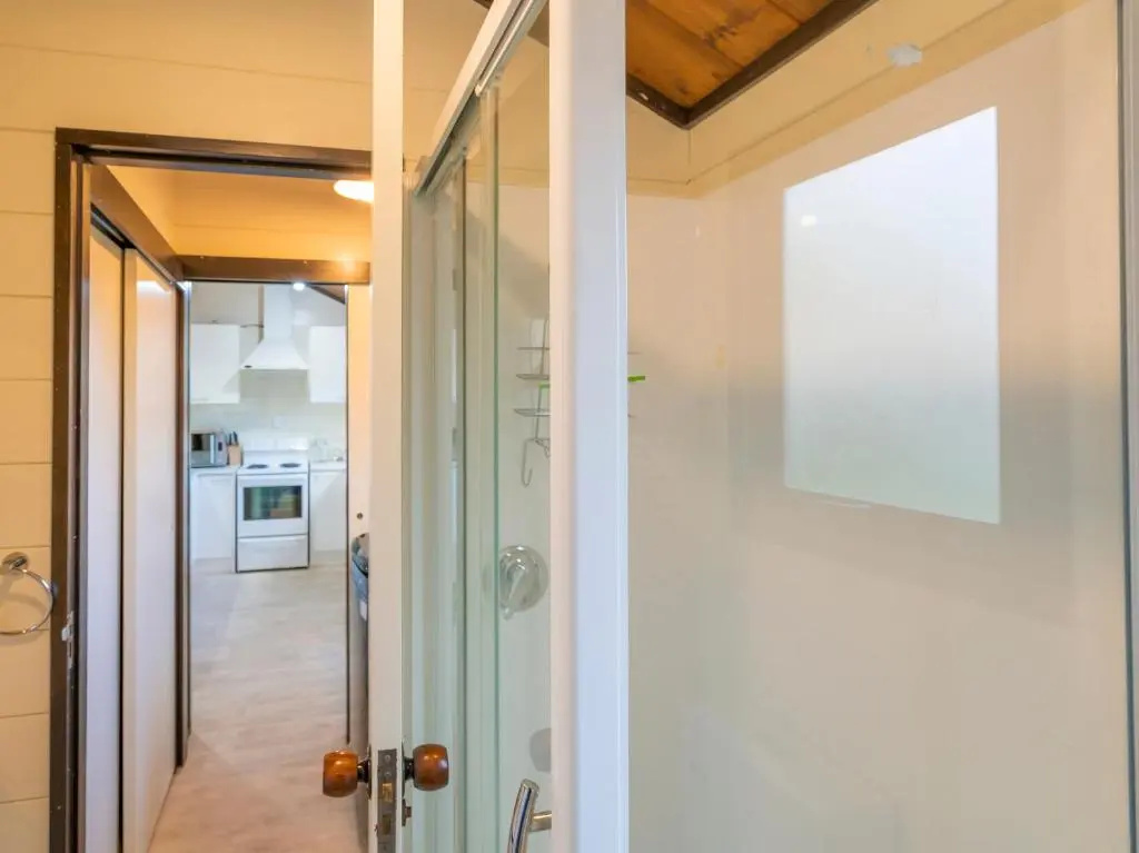 Sky Blue Bach - Whitianga Holiday Home
