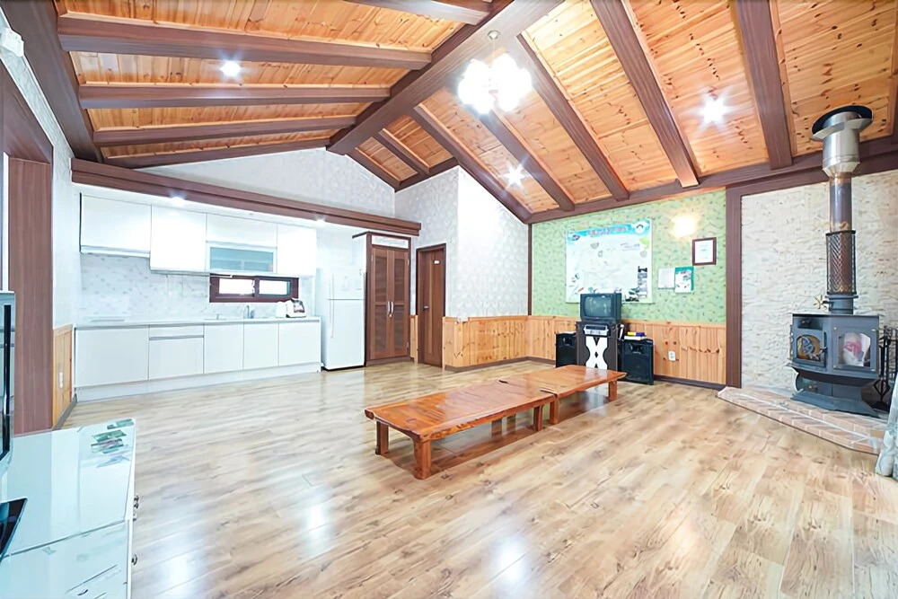 Yangpyeong Jongjagol Hill Fragrance Pension