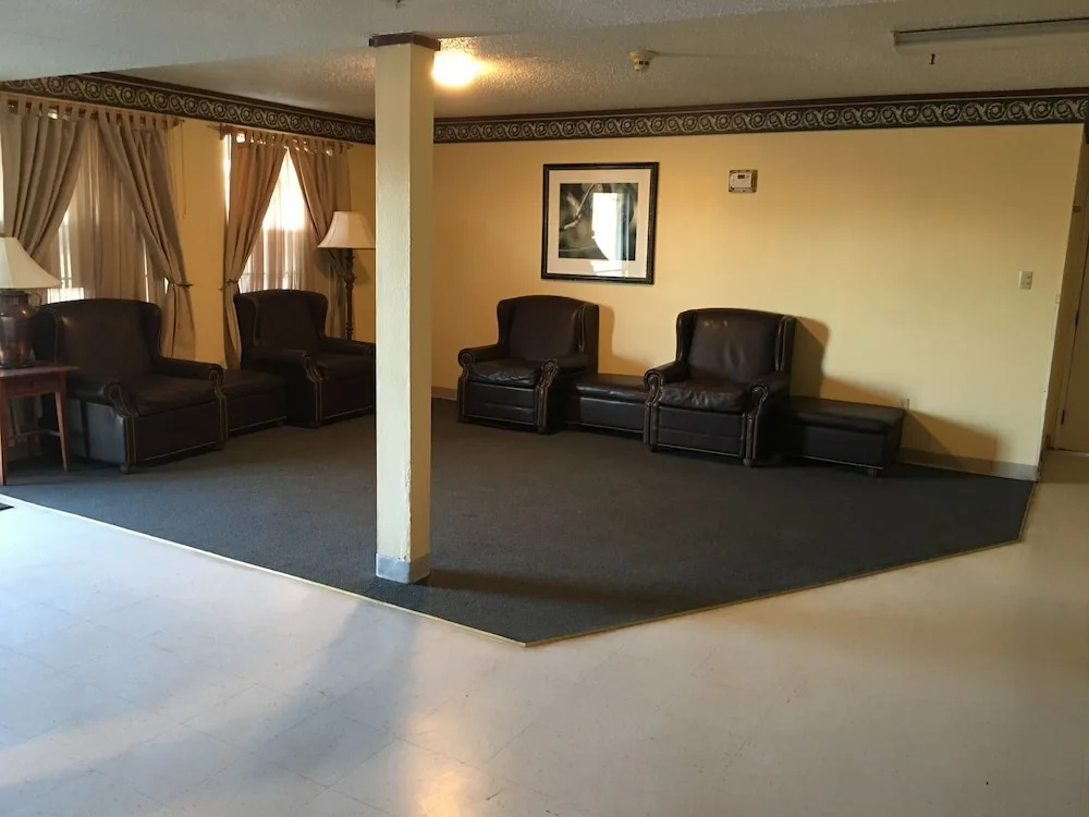 Reddy Inn and Suites