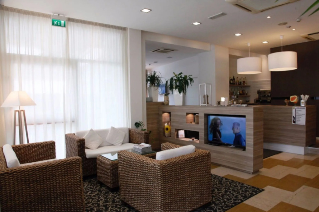 Hotel Majorca sul Mare in centro a Riccione con Area Fitness