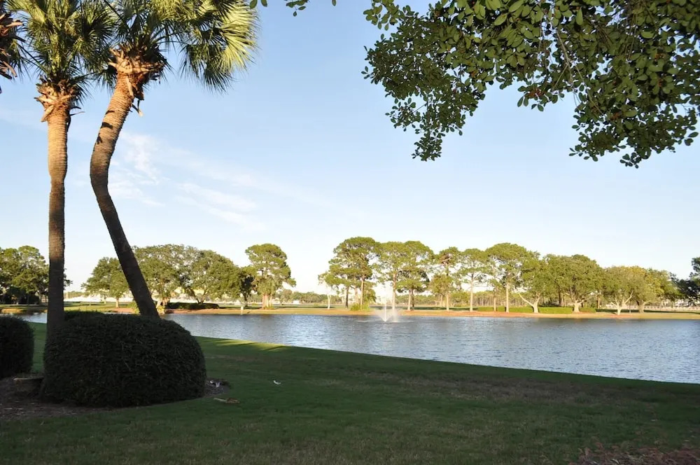 Bayou Village 648