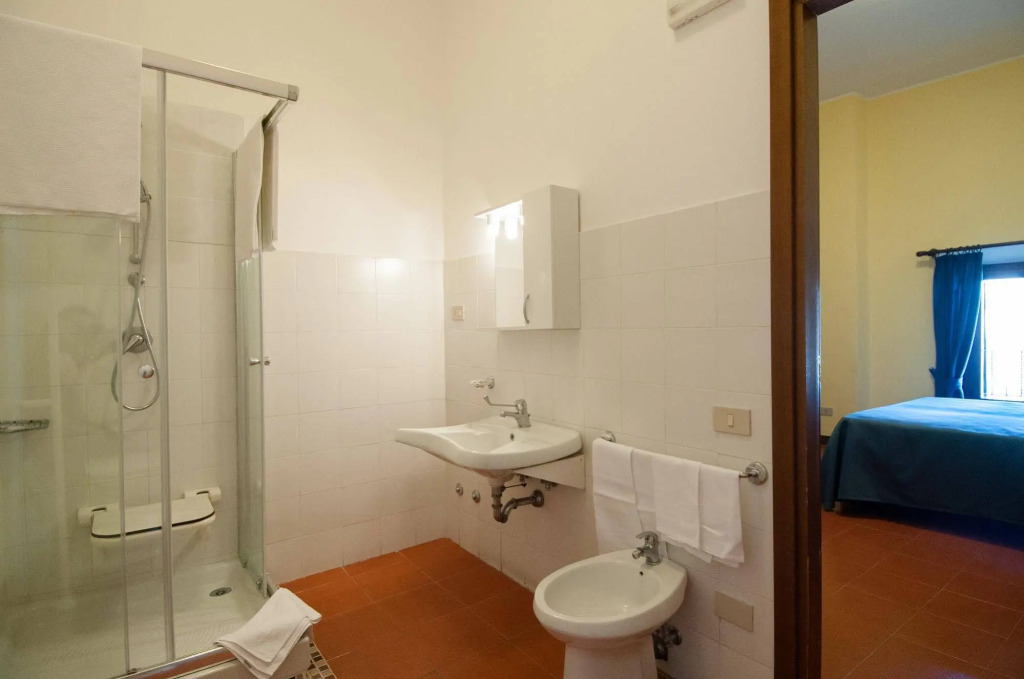 Hotel Capranica